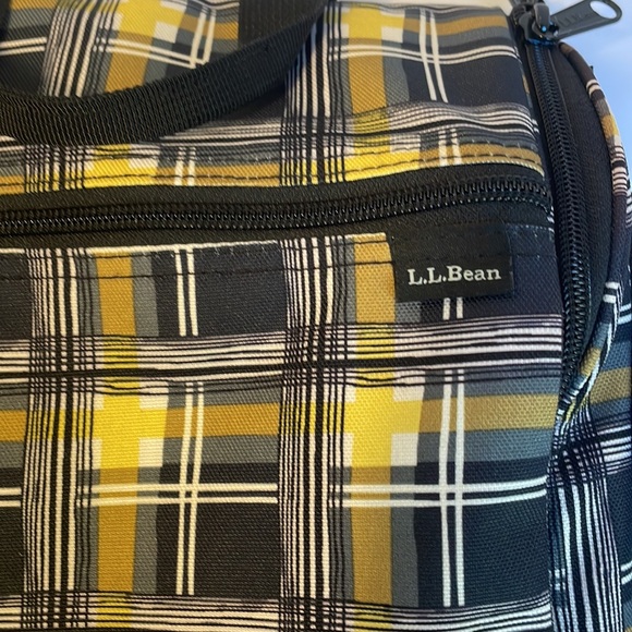 L.L. Bean yellow and black checkered hanging travel / cosmetic organizer bag. - Picture 2 of 8
